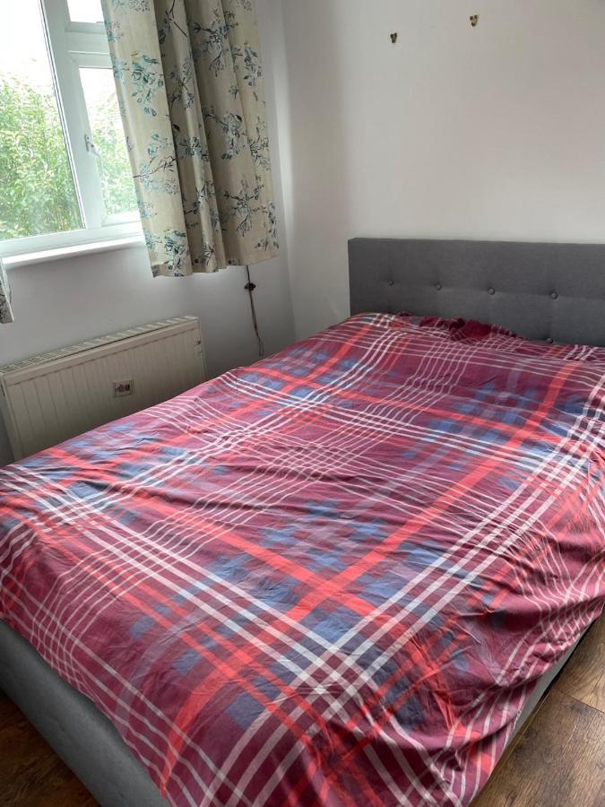 5 Bed House, 32 Tutbury Avenue, Cannon Park, Coventry, Cv4 7Bj Villa Ngoại thất bức ảnh